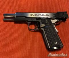 Smith & Wesson
