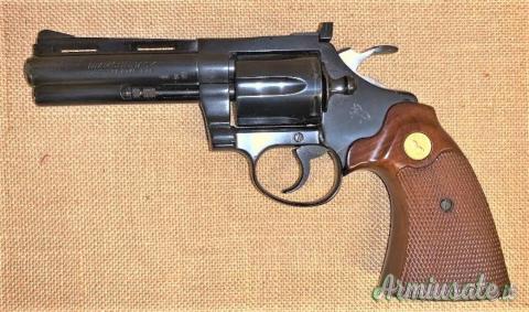 Colt -  Diamondback