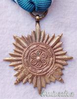 Medaglia tedesca d'epoca nazista “OSTVOLKMEDAILLE” di 2^ classe grado “Argento” (GERMANIA WW2)