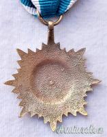 Medaglia tedesca d'epoca nazista “OSTVOLKMEDAILLE” di 2^ classe grado “Argento” (GERMANIA WW2)