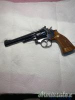 Revolver Smith & Wesson 19-4 del 1980 spinato