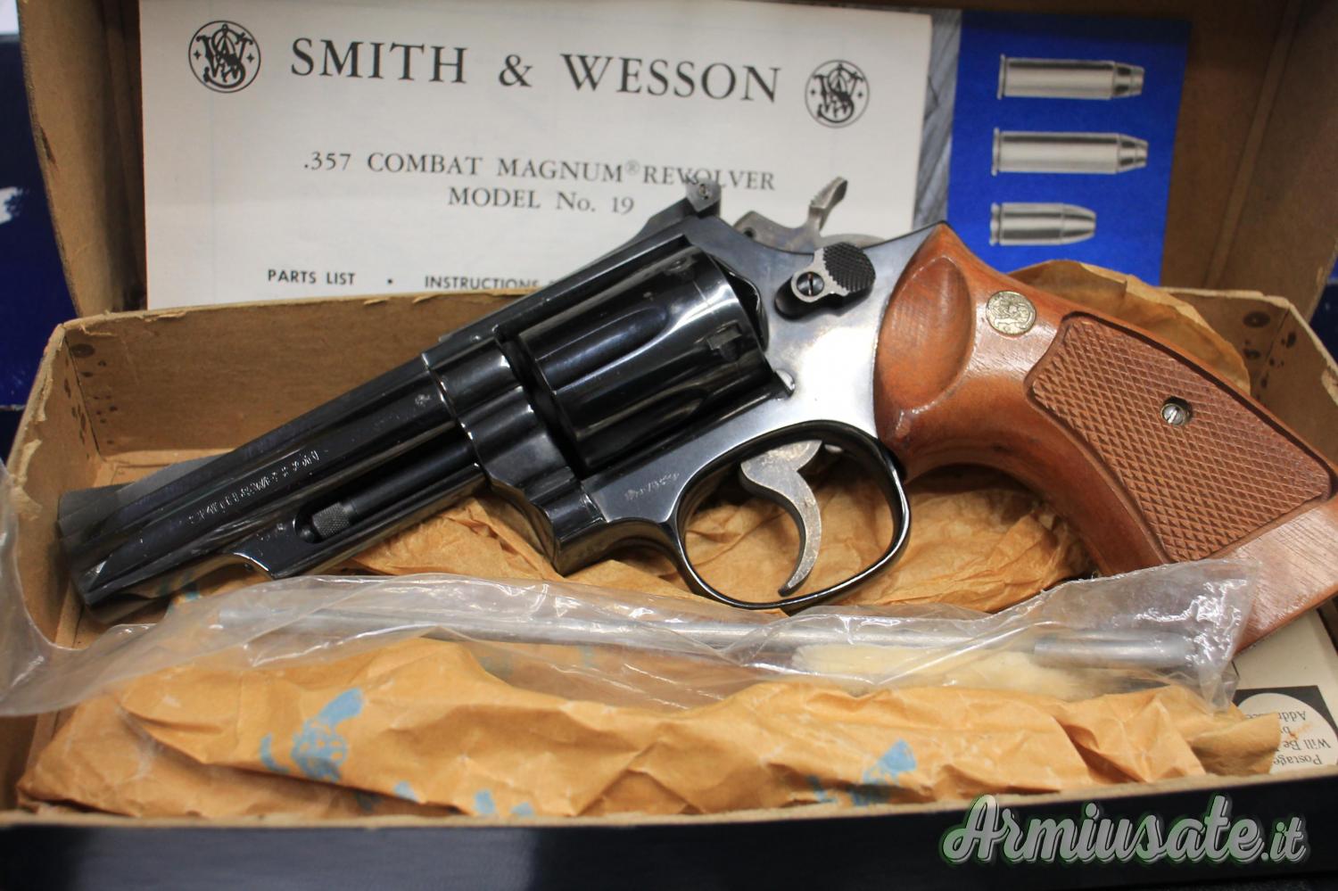 Smith & Wesson Smith & Wesson