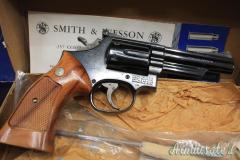 Smith & Wesson