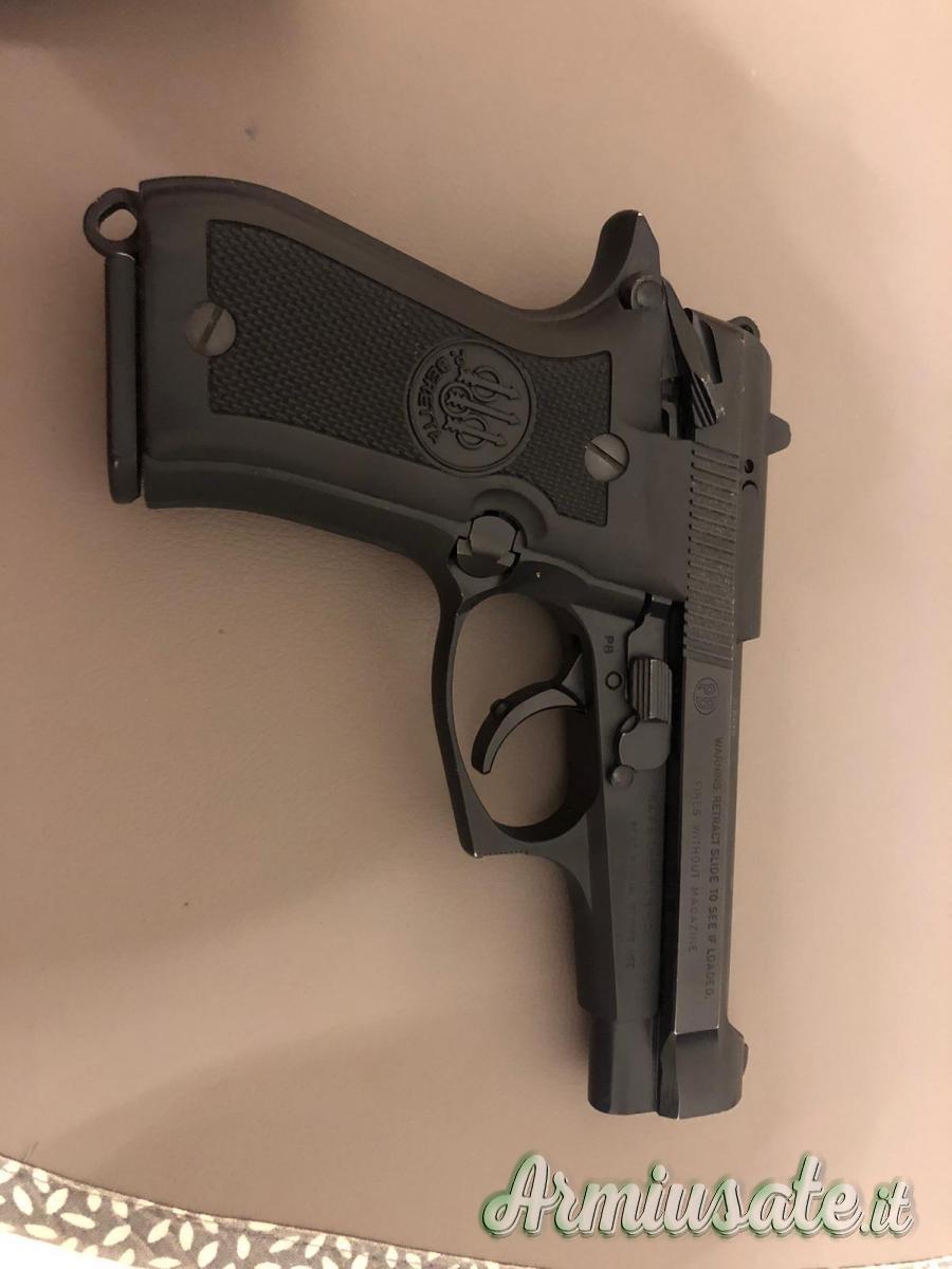 Vendo Beretta calibro 9 Vendo Beretta calibro 9