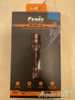 FENIX TORCIA TATTICA 2800 LUMENS