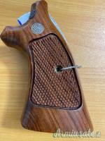 Smith & Wesson 617 .22 LR Long Rifle