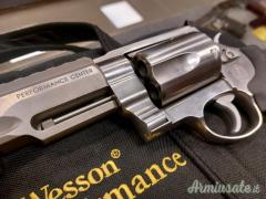 Smith & Wesson 460 XVR PERFORMANCE CENTER .460 S&W Magnum