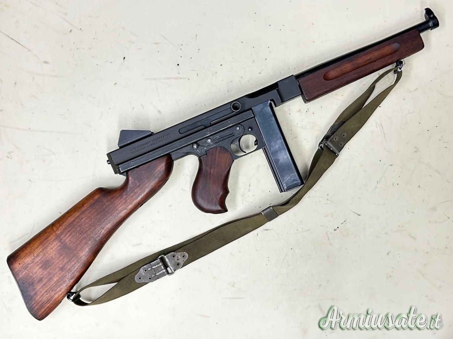 THOMPSON Submachine Gun Cal.45 M1 U.S. ARMY * venduto * THOMPSON Submachine Gun Cal.45 M1 U.S. ARMY * venduto *