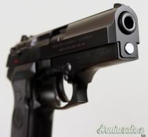 Beretta 8000 Cougar F 9x21mm IMI