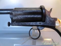 Revolver cal. 9 m/m a spillo