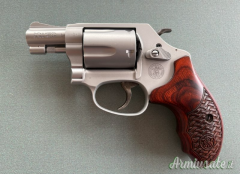 S&W 637 CAL.38 SPECIAL  PERFORMANCE CETER
