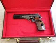 Beretta 76 Standard .22 LR Long Rifle