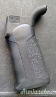 X-Tech Tactical ATG impugnatura per AR-15
