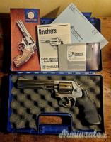 Smith & Wesson