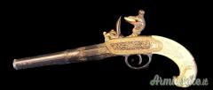 Collezione di repliche di armi antiche da esposizione