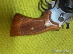Smith & Wesson