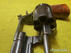 Smith & Wesson