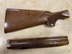 Calcio e asta di marca Benelli calibro 12 raffaello vecchia serie limitata gr.3