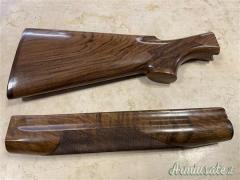 Calcio e asta di marca Benelli calibro 12 raffaello vecchia serie limitata gr.3