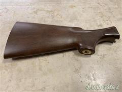 Calcio di marca Benelli per fucile semiautomatico calibro 12 super 90 extra leggero