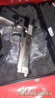 Umarex BERETTA 92fs NIKEL AIRGUN CUSTOM  4.5/.177
