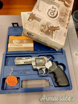 Colt Python stainless 4" .357 Magnum