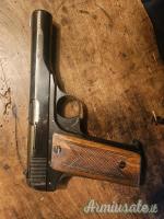 Pistola Browning mod. 10/22 OCCUPAZIONE