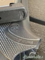 Caricatore e Guancette per pistola s&w cal. 9x21 mod. 5906