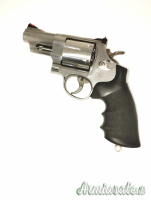REVOLVER  SMITH E WESSON MOD. 629 ES EMERGENCY SURVIVAL TOOL KIT CAL. 44 MAGNUM.