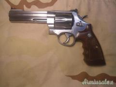 S&W 629 CLASSIC .44 Remington Magnum