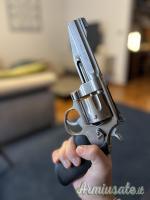 Smith & Wesson