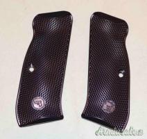 Guancette Plastica CZ 85