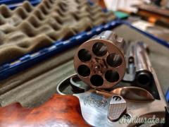 S&W 629 Classic .44 Remington Magnum