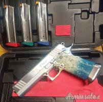 Smith & Wesson