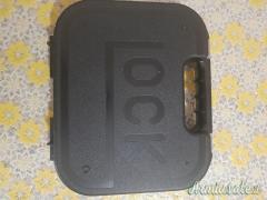 Glock 22 .40 Smith & Wesson | Auto  |  10 x 21 mm
