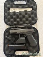 Glock 17 9x21mm IMI