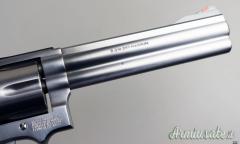 Smith & Wesson