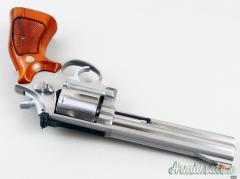 Smith & Wesson
