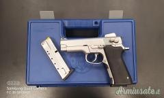 Smith & Wesson