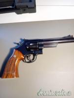 S&W 29 cal 44 Magnum