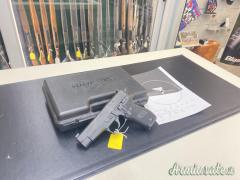 SIG-Sauer P226 9x21mm IMI
