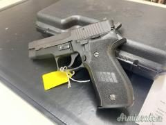SIG-Sauer P226 9x21mm IMI