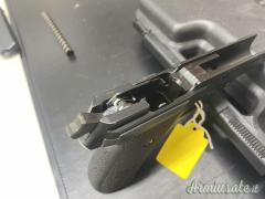 SIG-Sauer P226 9x21mm IMI