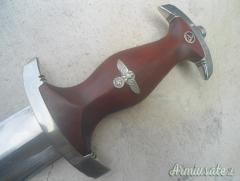 PUGNALE NAZISTA 