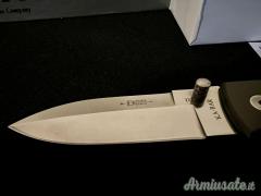 Bob Dozier design Ka-Bar D2