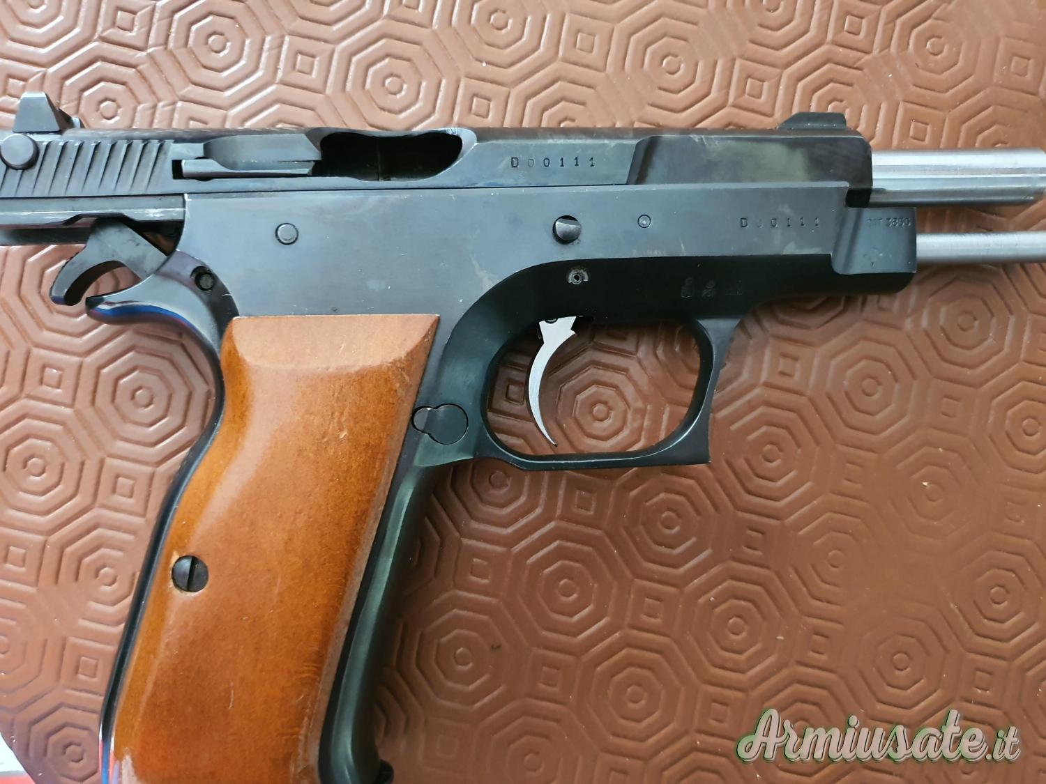 Tanfoglio TA 18 9x18mm Police | 9mm Ultra Tanfoglio TA 18 9x18mm Police | 9mm Ultra