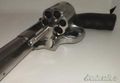 REVOLVER S&W  MOD. 629-6 CAL.44 MAGNUM 6,5