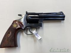 Colt’s DiamondBack 38 Special Usata