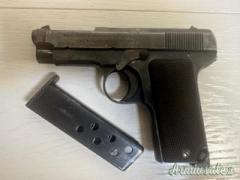 Beretta 1915 9mm Glisenti