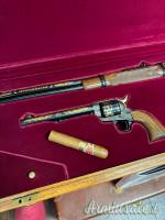 Winchester Coppia Fucile a Leva Winchester e Revolver Colt 1873 .44-40 Winchester